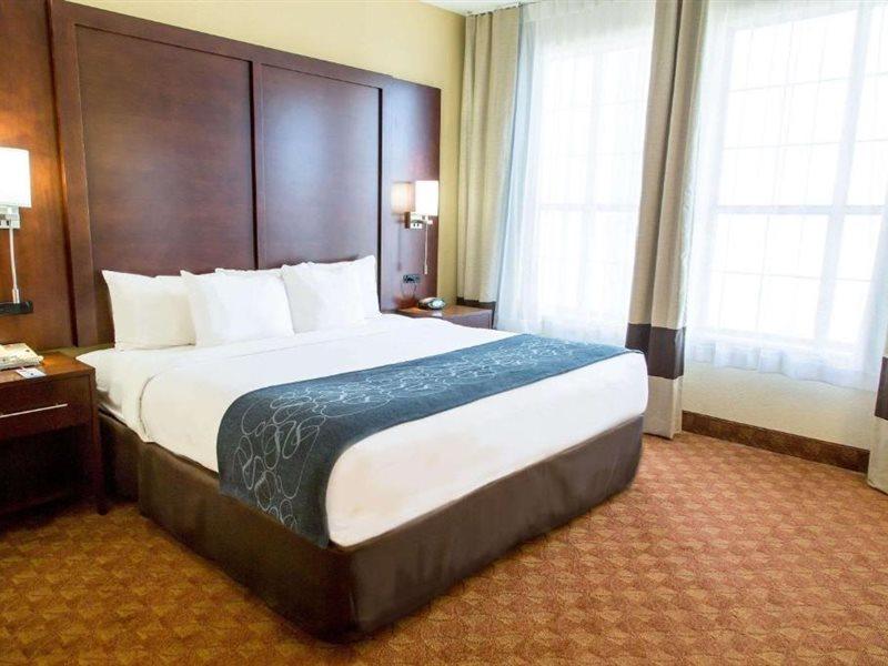 คอมฟอร์ต สวีท นอร์ท ฟอสซิล ครีก Hotel ฟอร์ตเวิร์ท ภายนอก รูปภาพ