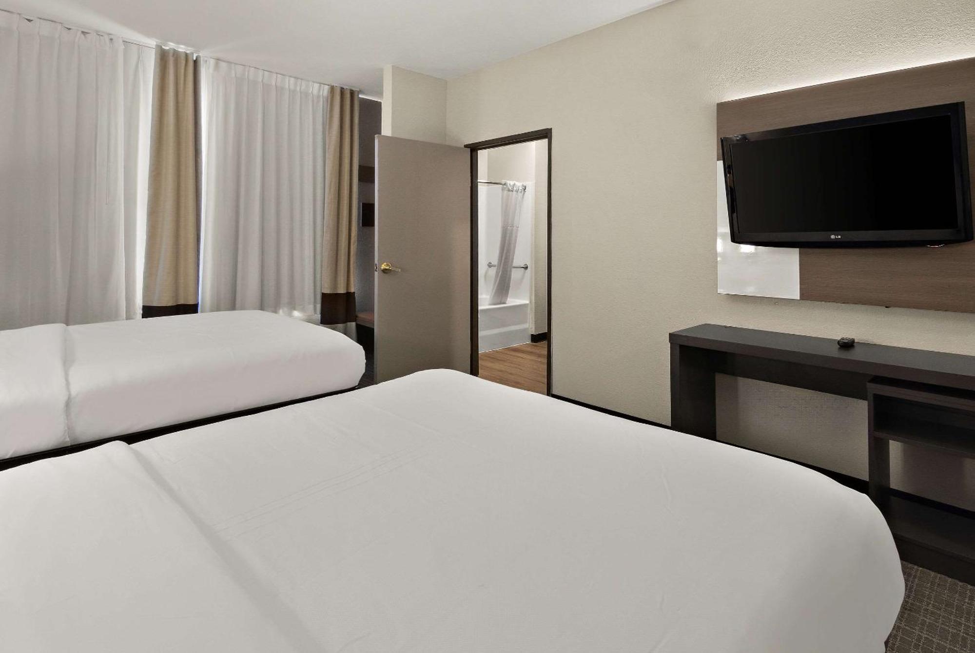 คอมฟอร์ต สวีท นอร์ท ฟอสซิล ครีก Hotel ฟอร์ตเวิร์ท ภายนอก รูปภาพ